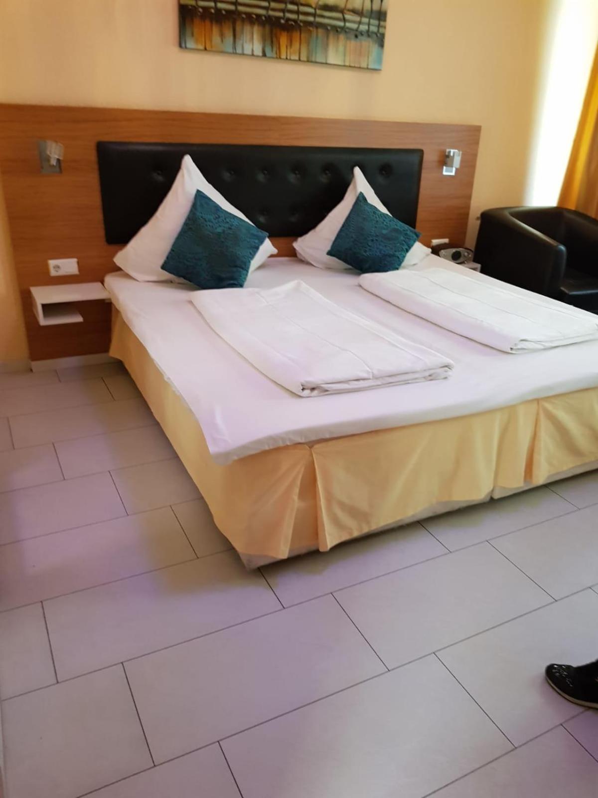 Hotel Drei Kronen Dortmund Exteriör bild